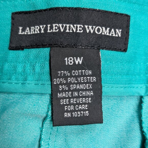 Larry Levine Cropped Pants with Button Accents Teal Size 18W NWT - Picture 11 of 14